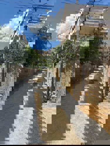 Onikişubat Belediyesi, Mağralı Mahallesi’ndeki yol tahribatlarını gideriyor